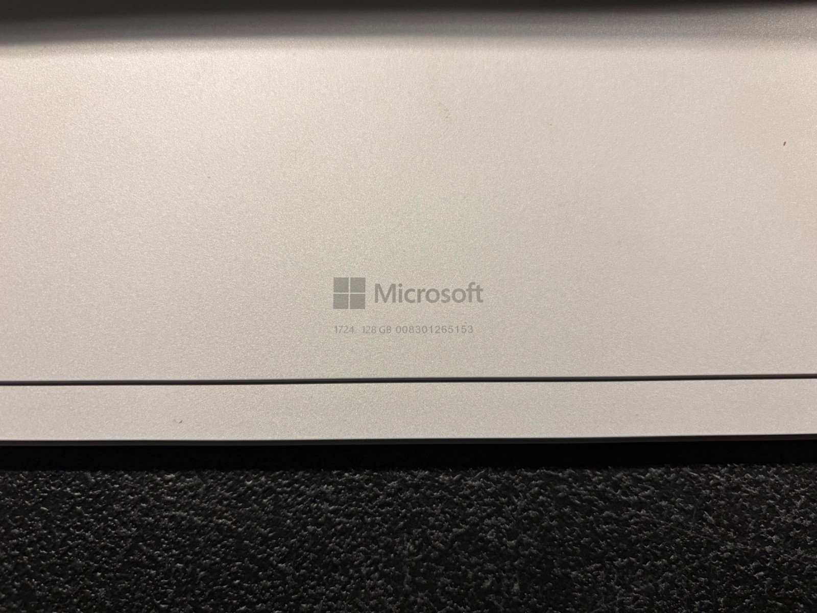 As-is Damaged Microsoft Surface Pro 4 (Intel Core M, 4GB RAM, 128GB)