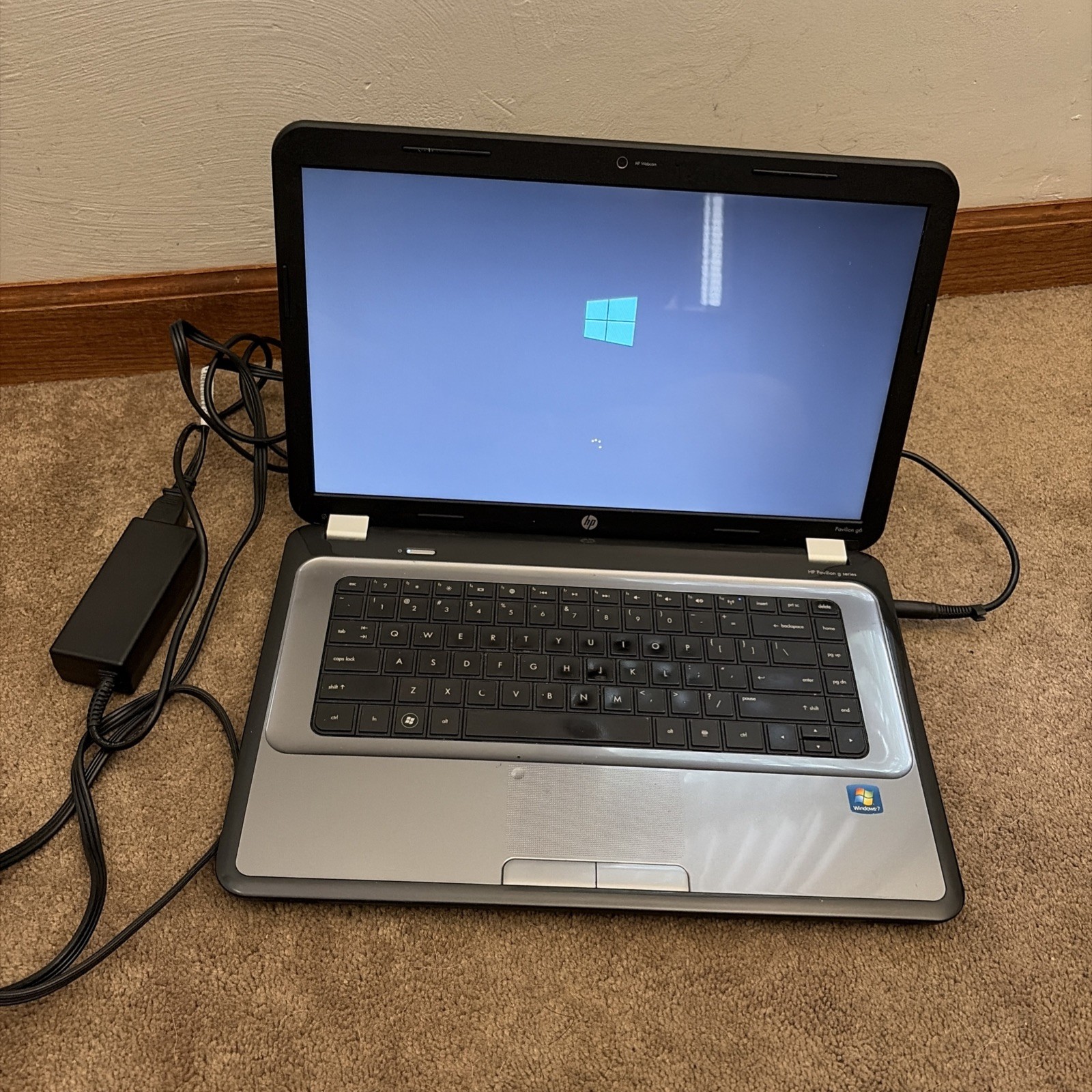HP Pavilion g6 HP Pavilion g Series 500GB HDD 4GB RAM WINDOW