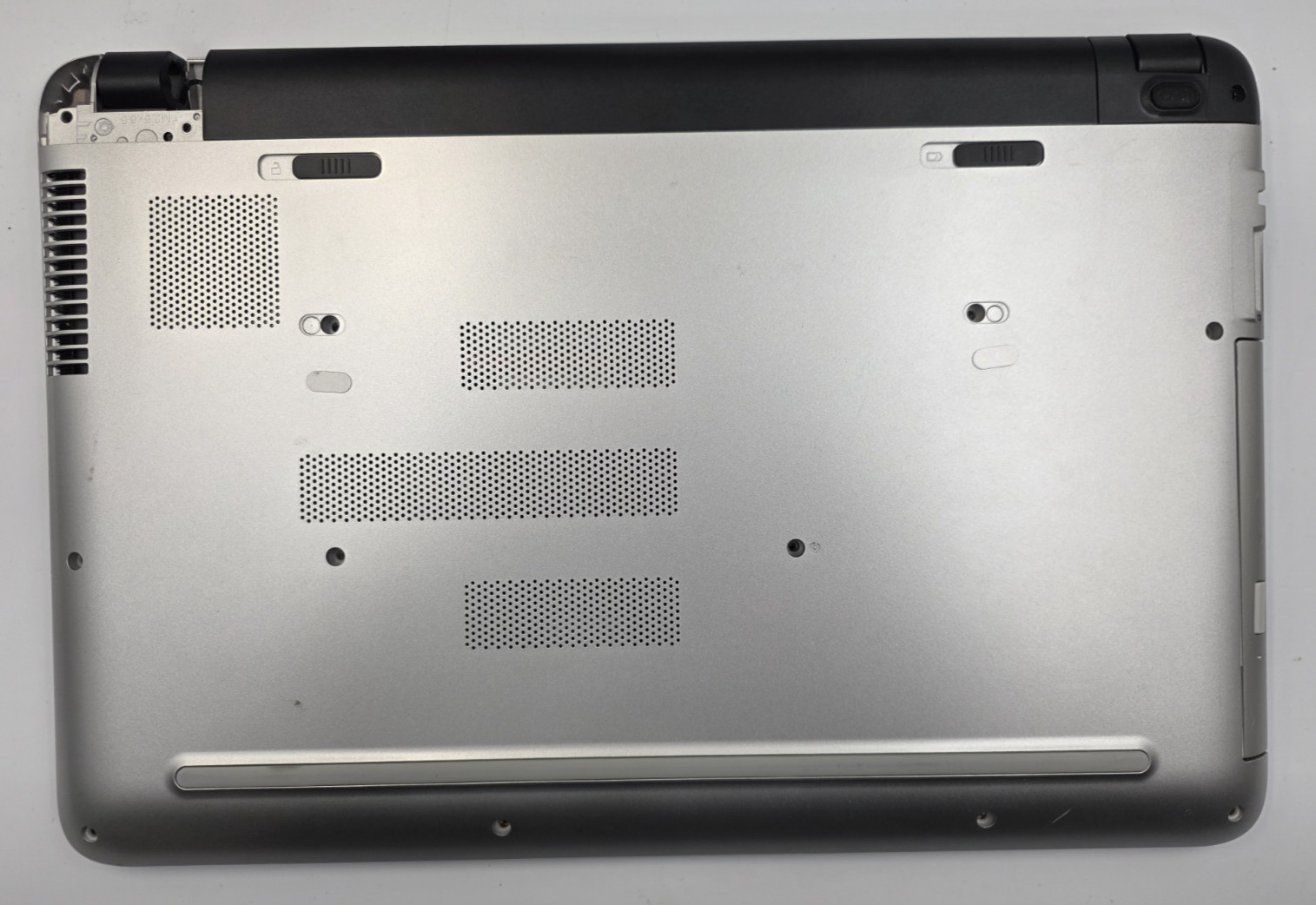 HP Pavilion Notebook 15-ab153nr | No boot – For Parts Only