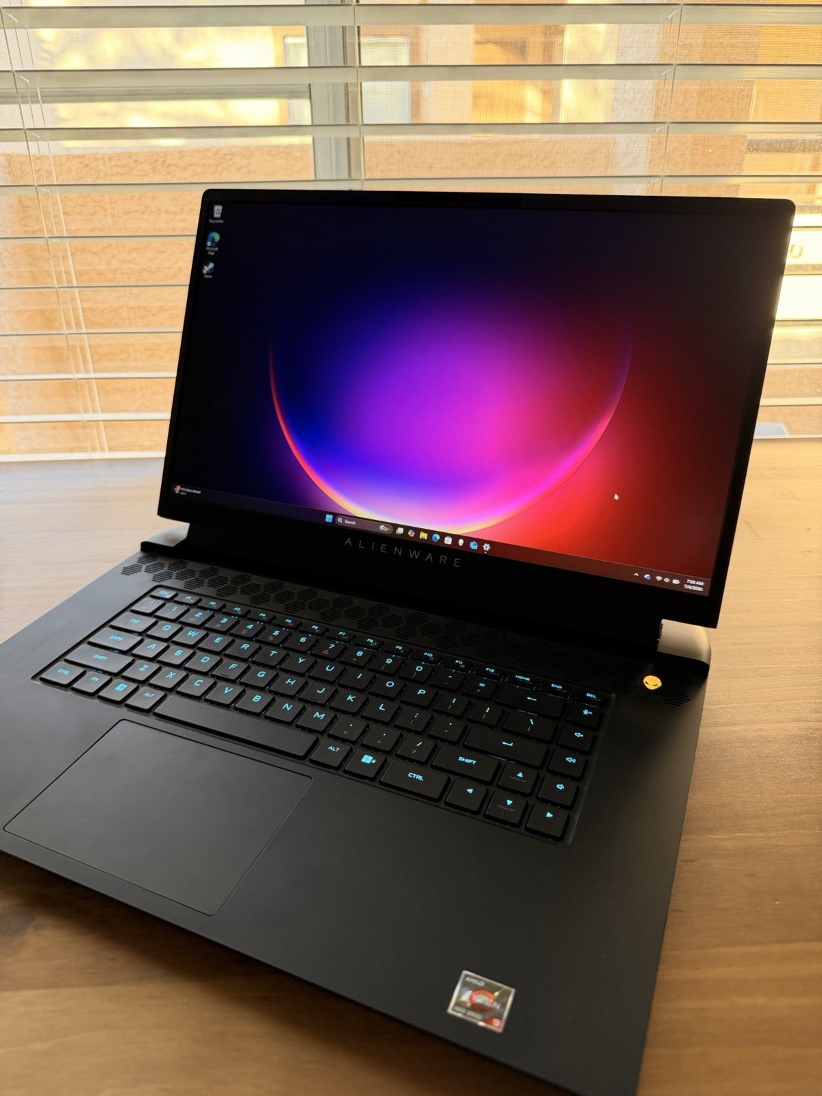 Alienware m17 R5 AMD Gaming Laptop Ryzen 9 6900HX Bundle