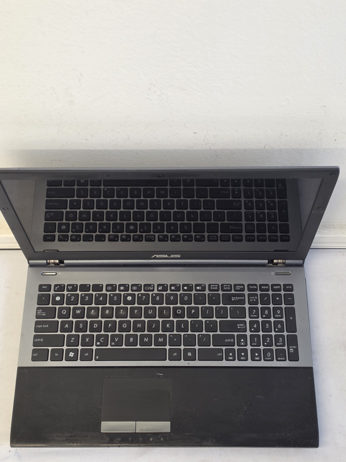 ASUS U56E Laptop – Intel i5-2430m – 12GB RAM – 160GB HDD NO BATT Win 10 – READ