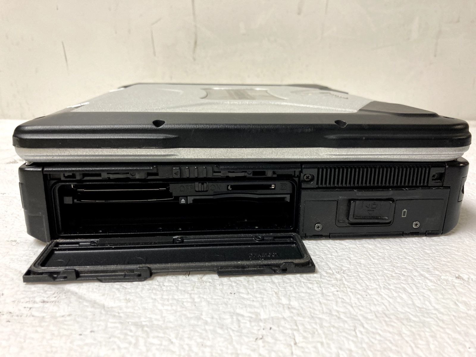 Panasonic Toughbook CF-31 13.1″ Core i5-3340M @2.70GHz 12GB RAM 256GB SSD