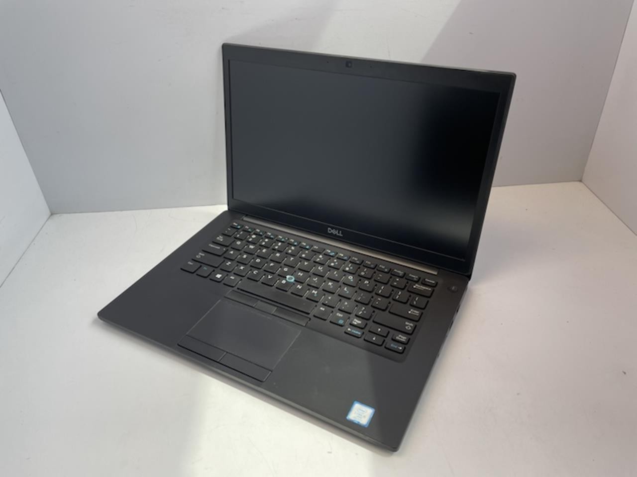 DELL LATITUDE 7490 Laptop w/ Intel Core i5-8350U 1.70 GHz + 16 GB No HD/Battery
