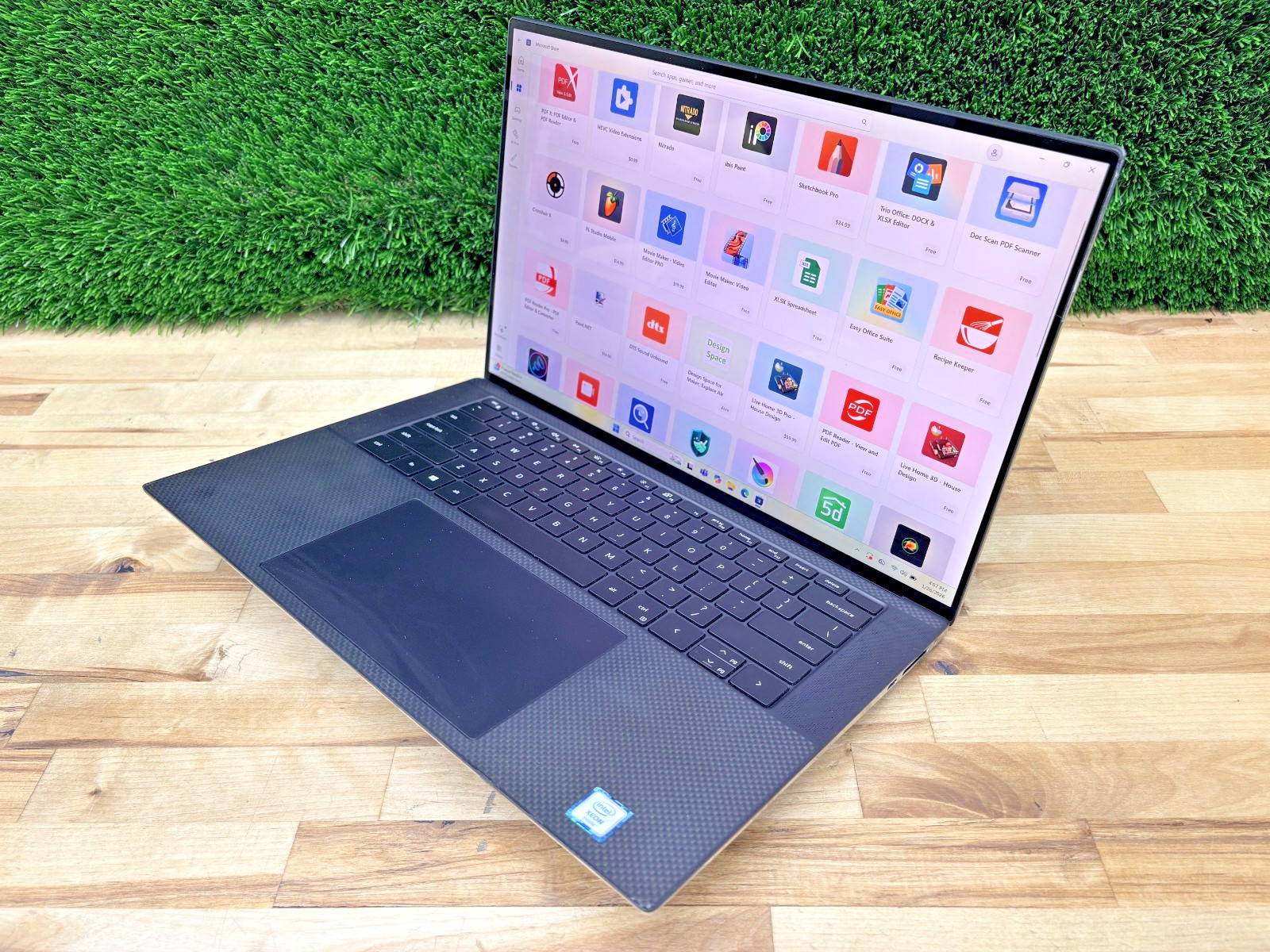Dell Precision 5550 Intel i9-10th Gen 2.40GHz 16GB RAM 256GB SSD Windows 11 Pro*