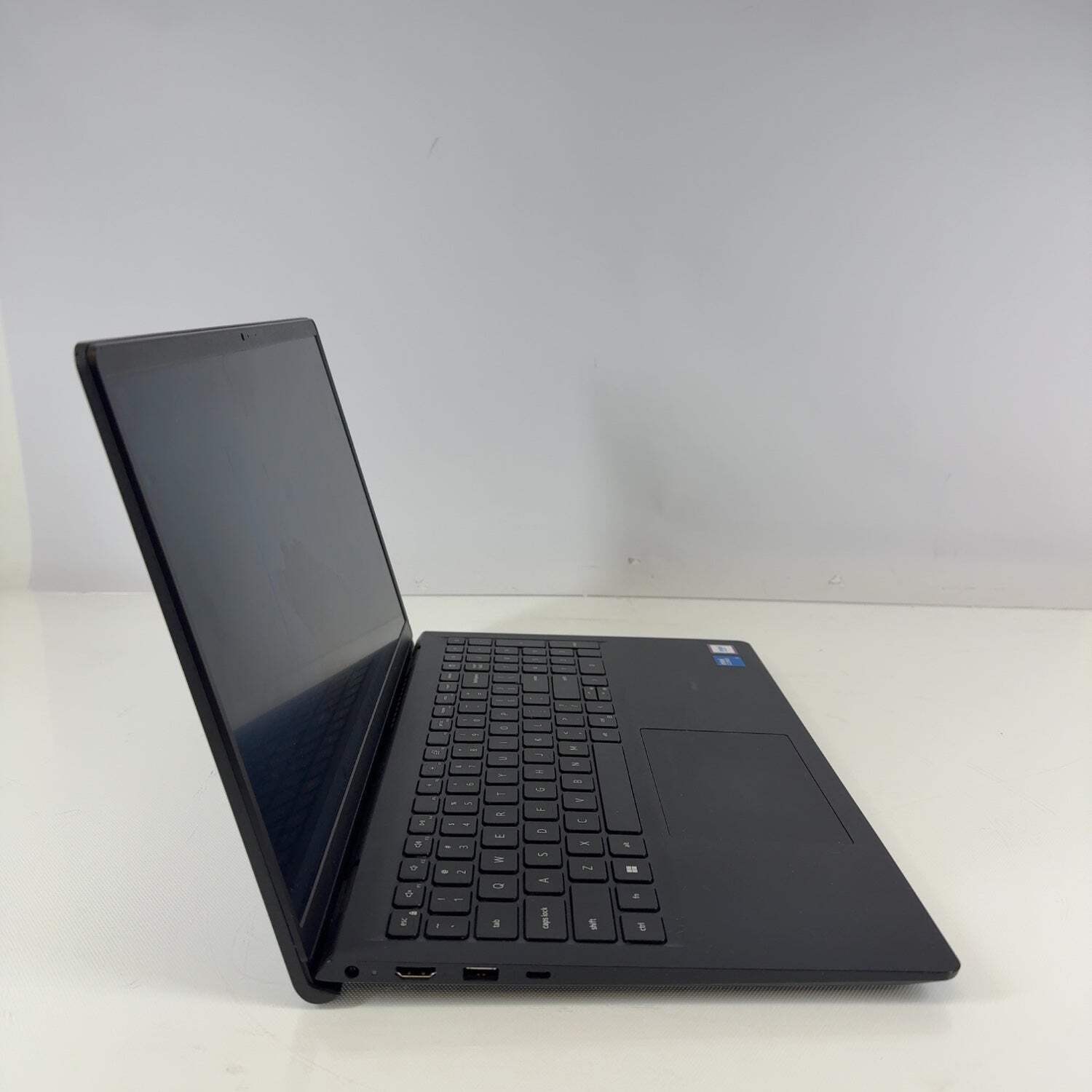 Dell 15-dc15250 15-DC15250 15.6″ Core 3 100U 1.2GHz 8GB RAM 512GB SSD