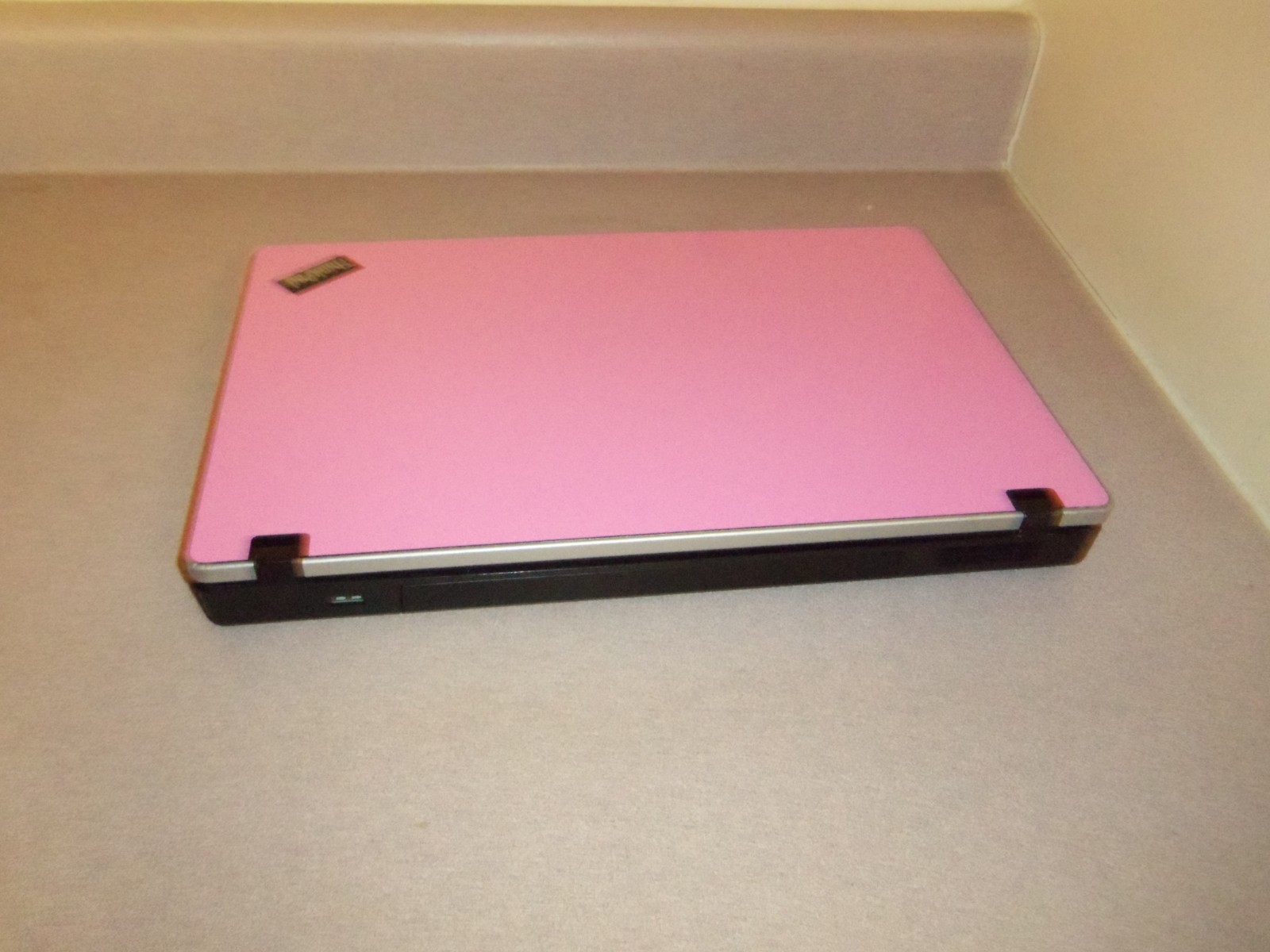 PINK LIGHT GAMING i5 3.20GHz 8G RAM,250G SSD,WIN11,CAM,DVDRW, CHARGER,…