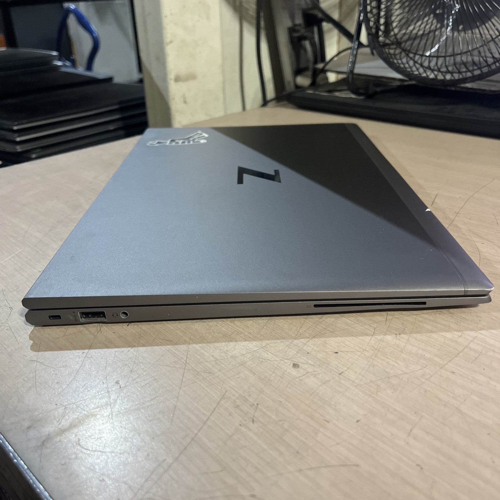 HP ZBOOK FIREFLY 15 G7 INTEL CORE I7 10TH GEN 8GB RAM NO HD