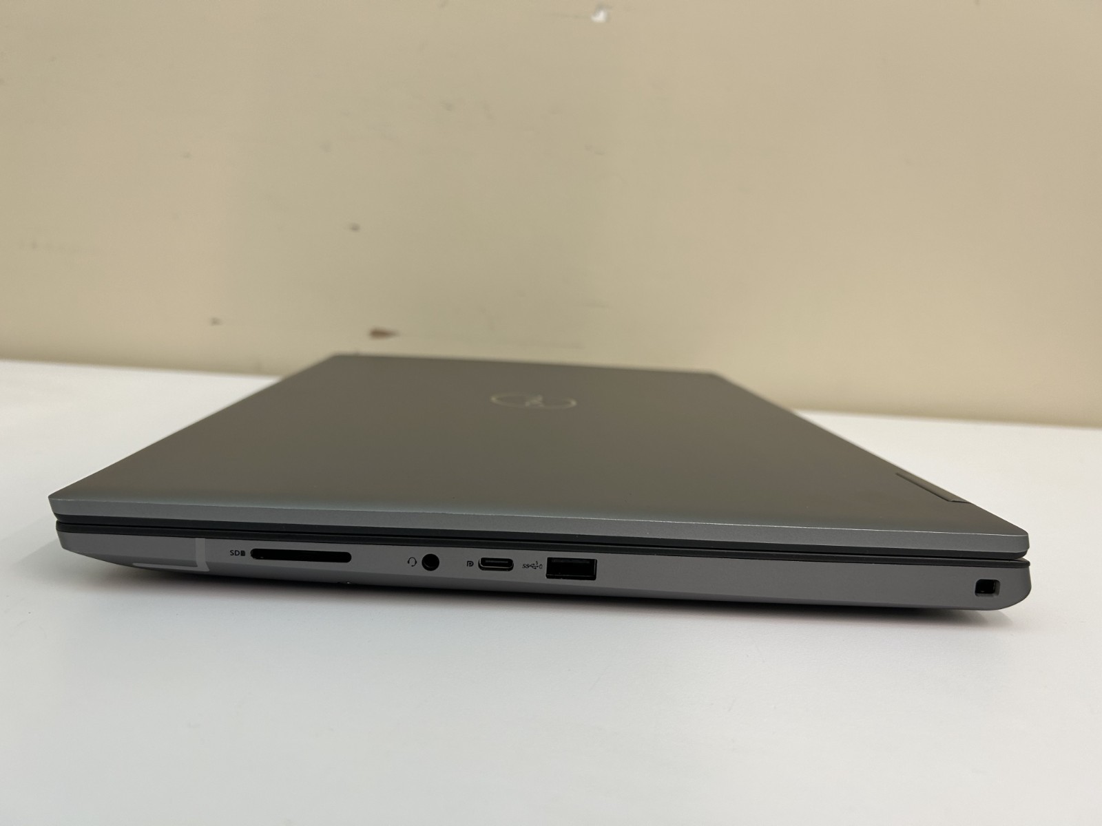 Laptop Dell Precision 7680 16″ Core i7-13850HX 128GB RAM 2TB SSD RTX 2000 Win 11