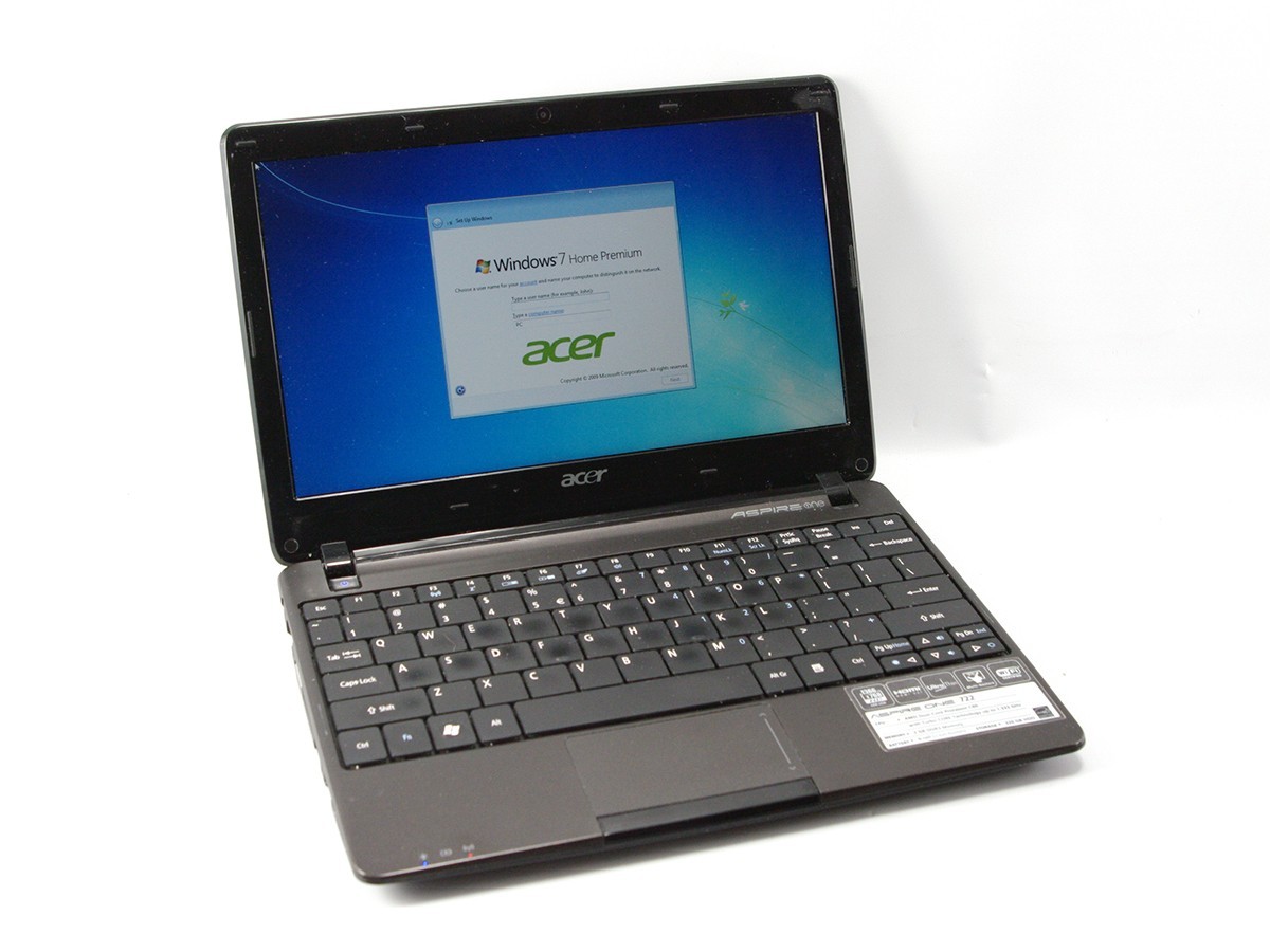 ACER AspireOne 722 250GB HDD 2GB RAM- Original Box, Reset to Factory Condition