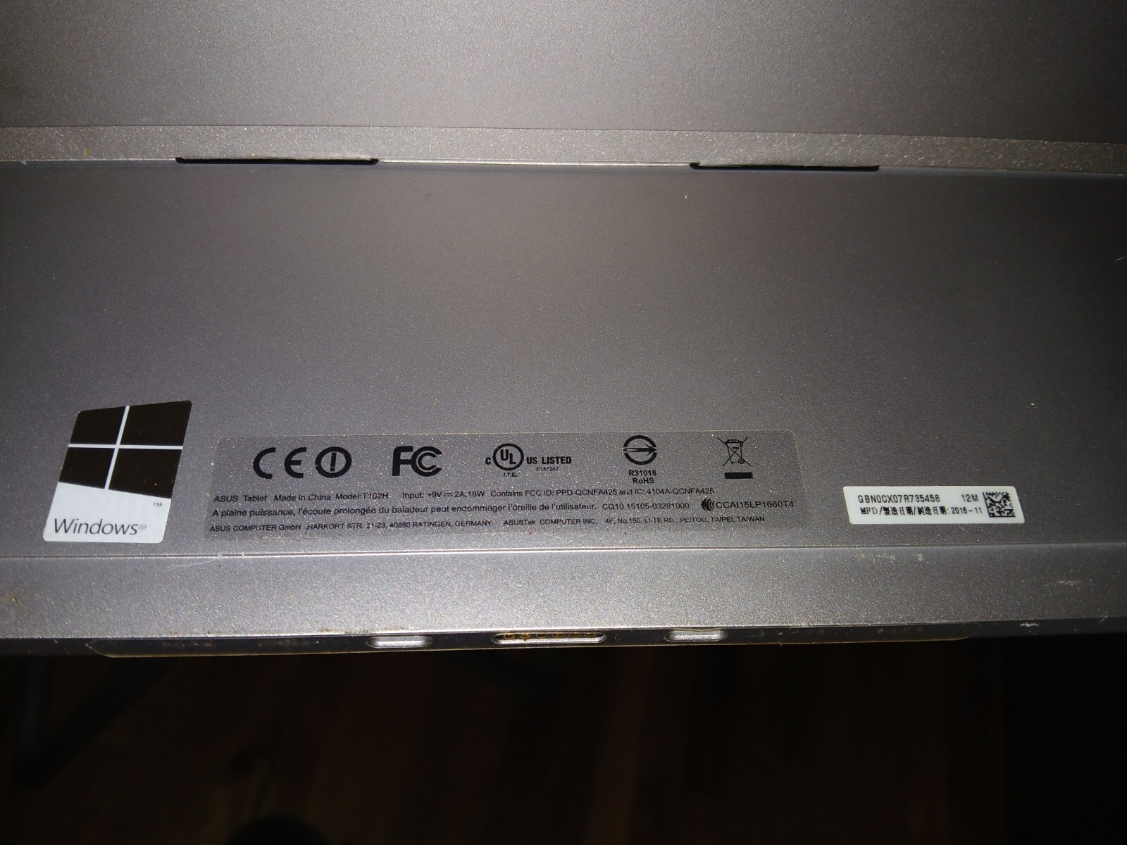 ASUS Transformer T102H 64GB eMMC 4GB RAM Intel Atom X5-Z8350 1.44 GHz Parts Fix