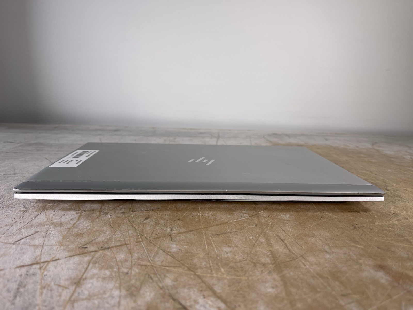 HP ELITEBOOK 840 G8 i7-1165G7 @ 2.80GHz, 8GB RAM, NO HDD/OS – (FOR PARTS)