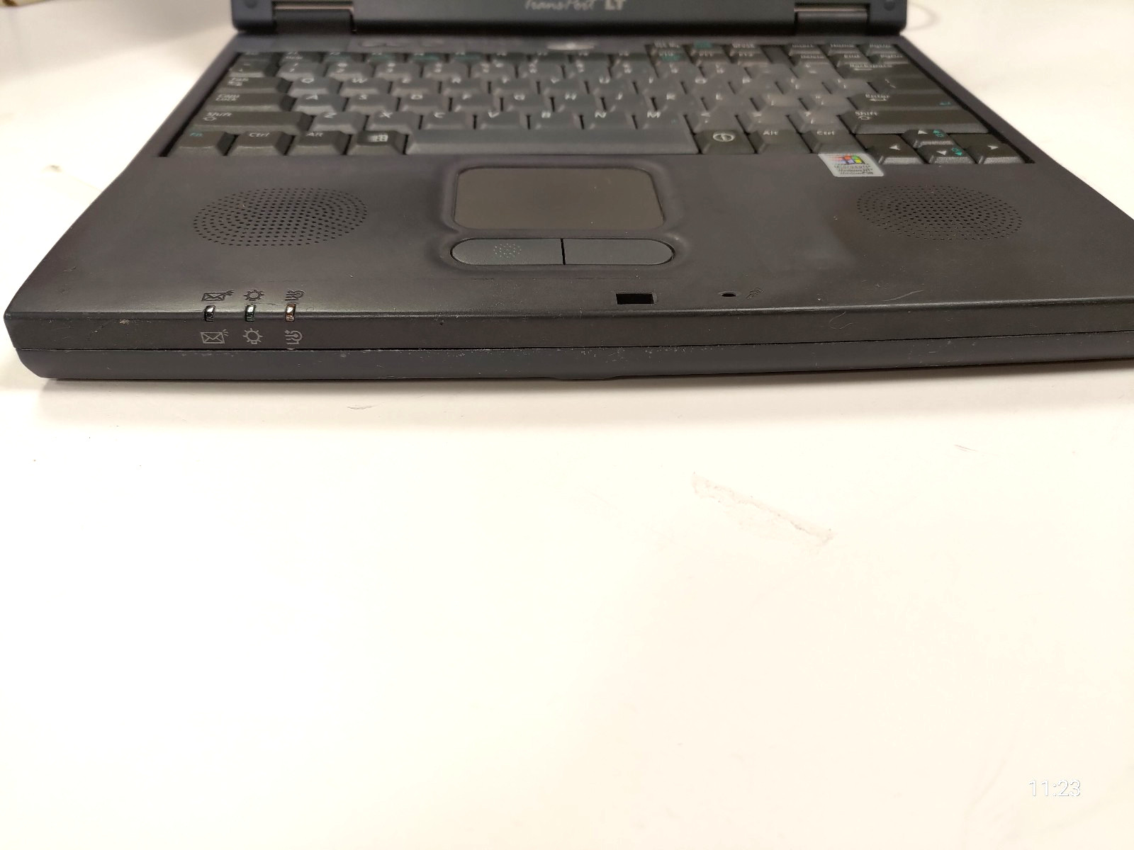 Micron TransPort LT, PIII, 320MB RAM, 10GB HDD, CDROM, 10/100 NIC, No OS, Tested