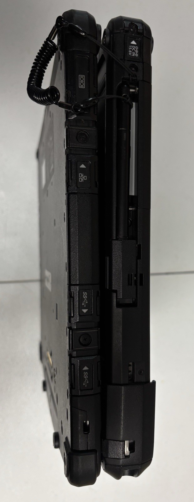 Panasonic Toughbook CF-33 i5-10310U 32GB LTE GPS Barcode GPS w/ Dock & Lind