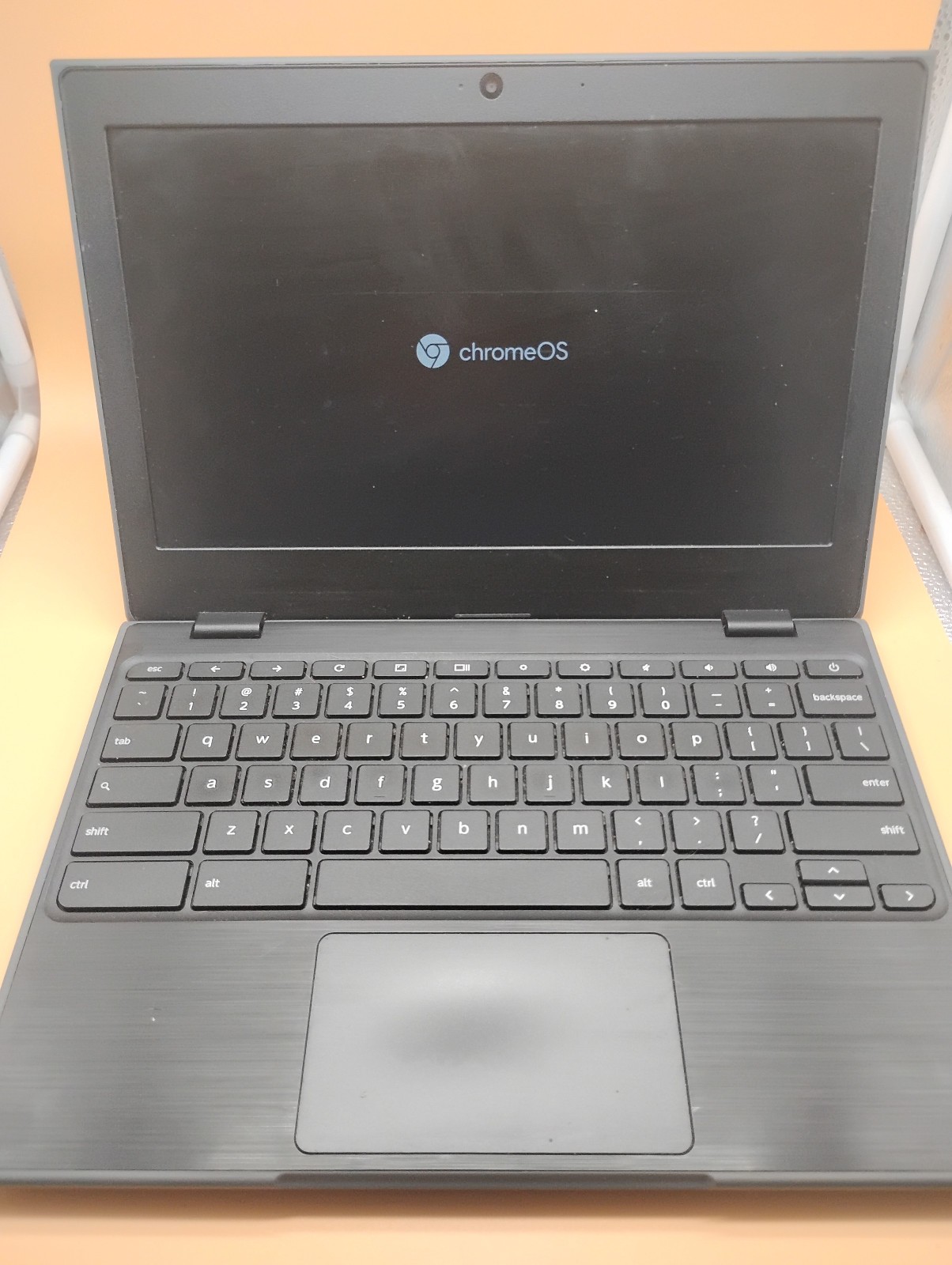 Lenovo 100E 2nd GEN 11.6″ 4 RAM 32 EMMC Chromebook Used Good Working Condition