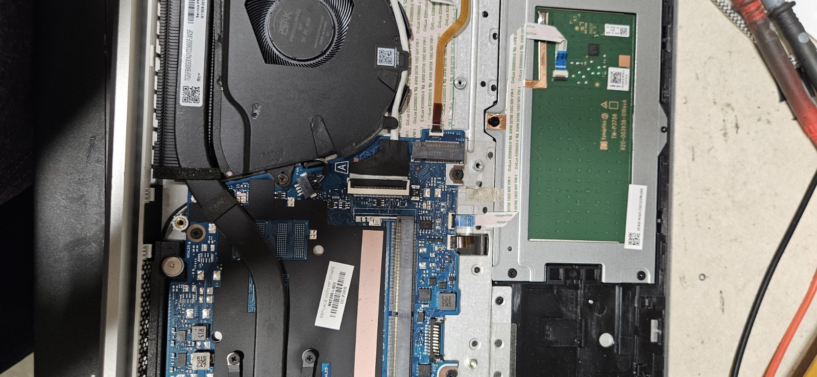 HP: ProBook: 450 G10: i7 13th Gen: 4GB RAM: FOR PARTS