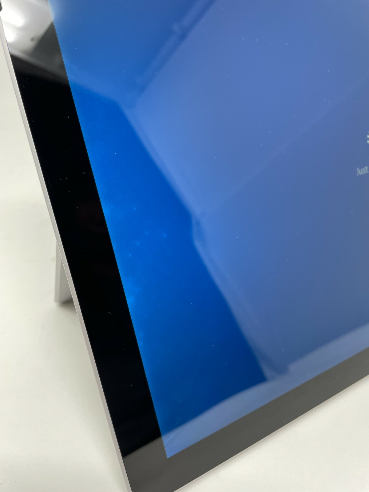 MICROSOFT SURFACE PRO 6 12.3″ 2736 X 1824 TOUCH I5-8250U 8 256GB SSD KJT-00001