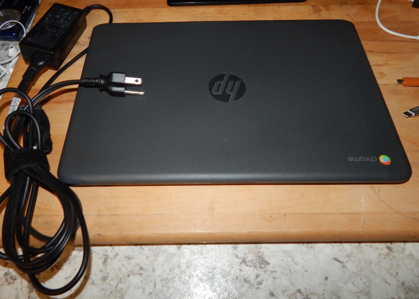 HP Chromebook 14″ AMD A4-9120 1.60GHz 4GB 2 GB Hard Drive