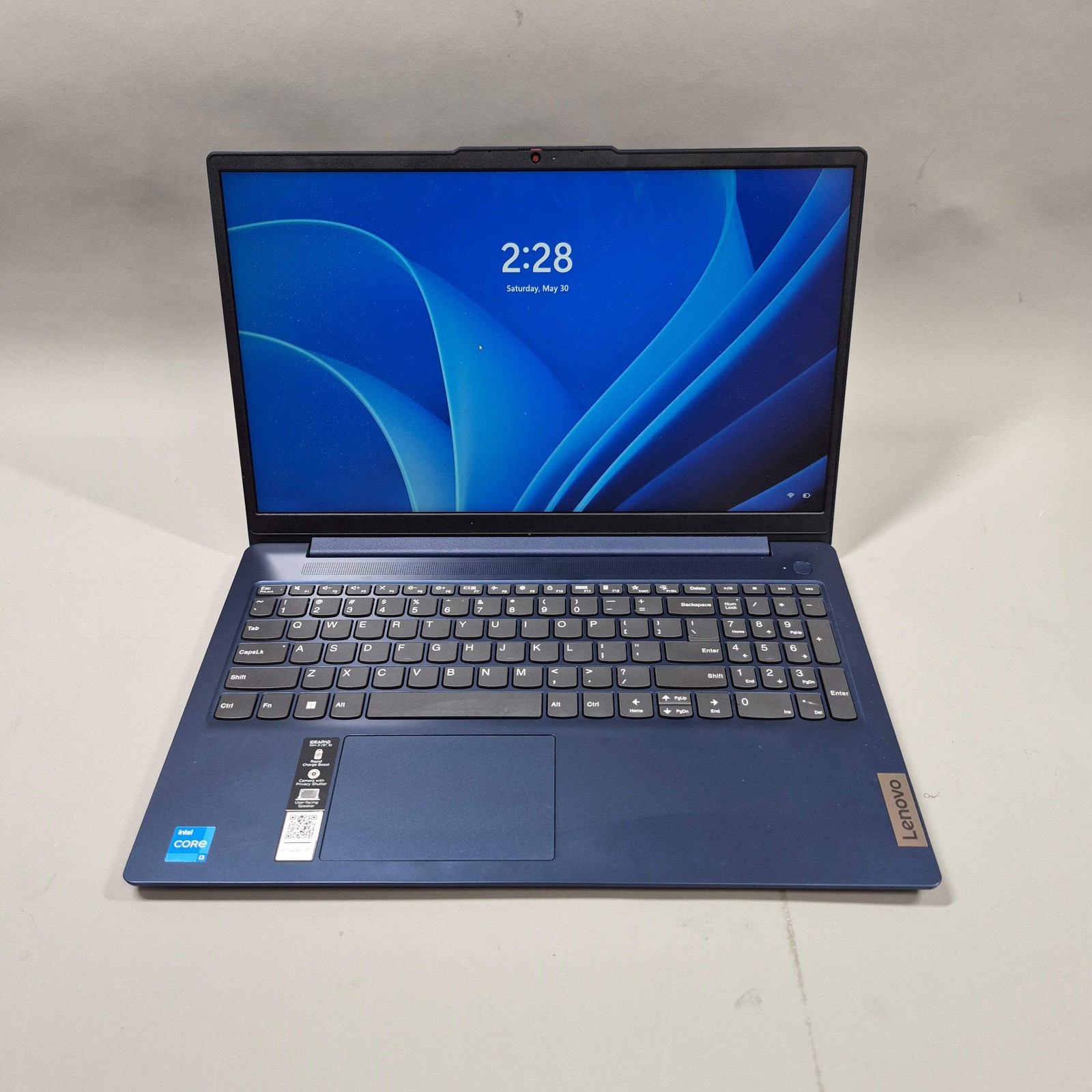 Lenovo IdeaPad Slim3 15IAN8 15.6″ i3-N305 1.8GHz 8GB RAM 256GB SSD