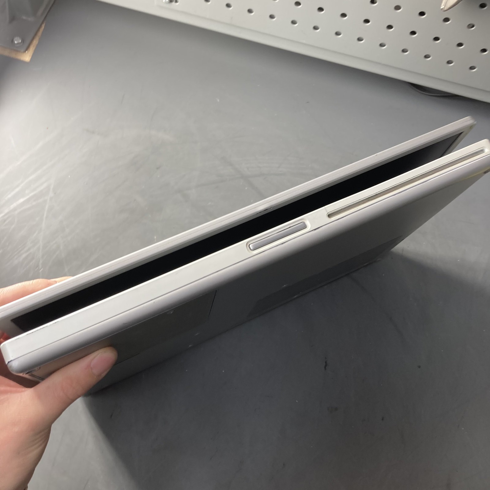 Vintage Apple PowerBook G4 Titanium M5884 Screen Issues Mac OS X 10.4