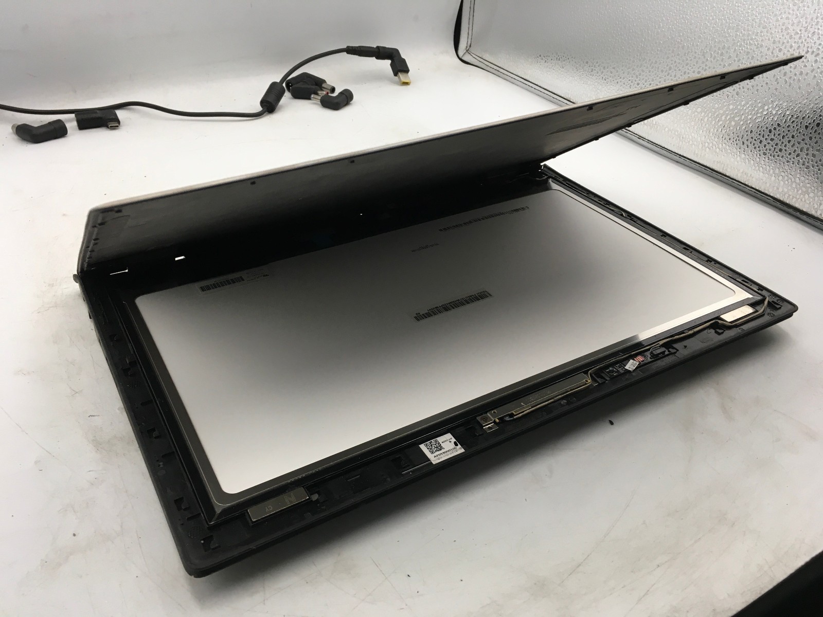LENOVO YOGA 2 PRO – BOOTS TO BIOS – INTEL I5 4200U – 4GB RAM – NO OS – READ – BB