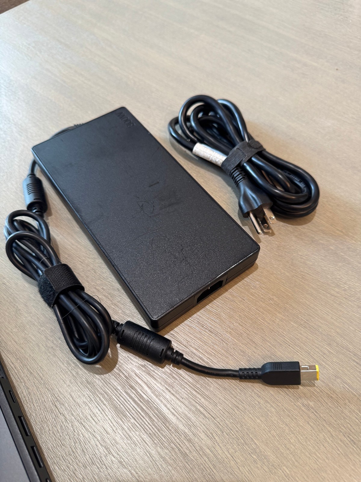 Lenovo Legion 7i Gray 165Hz QHD+ i9-11980HK 2.60GHz 32GB 2TB SSD RTX 3080 16GB