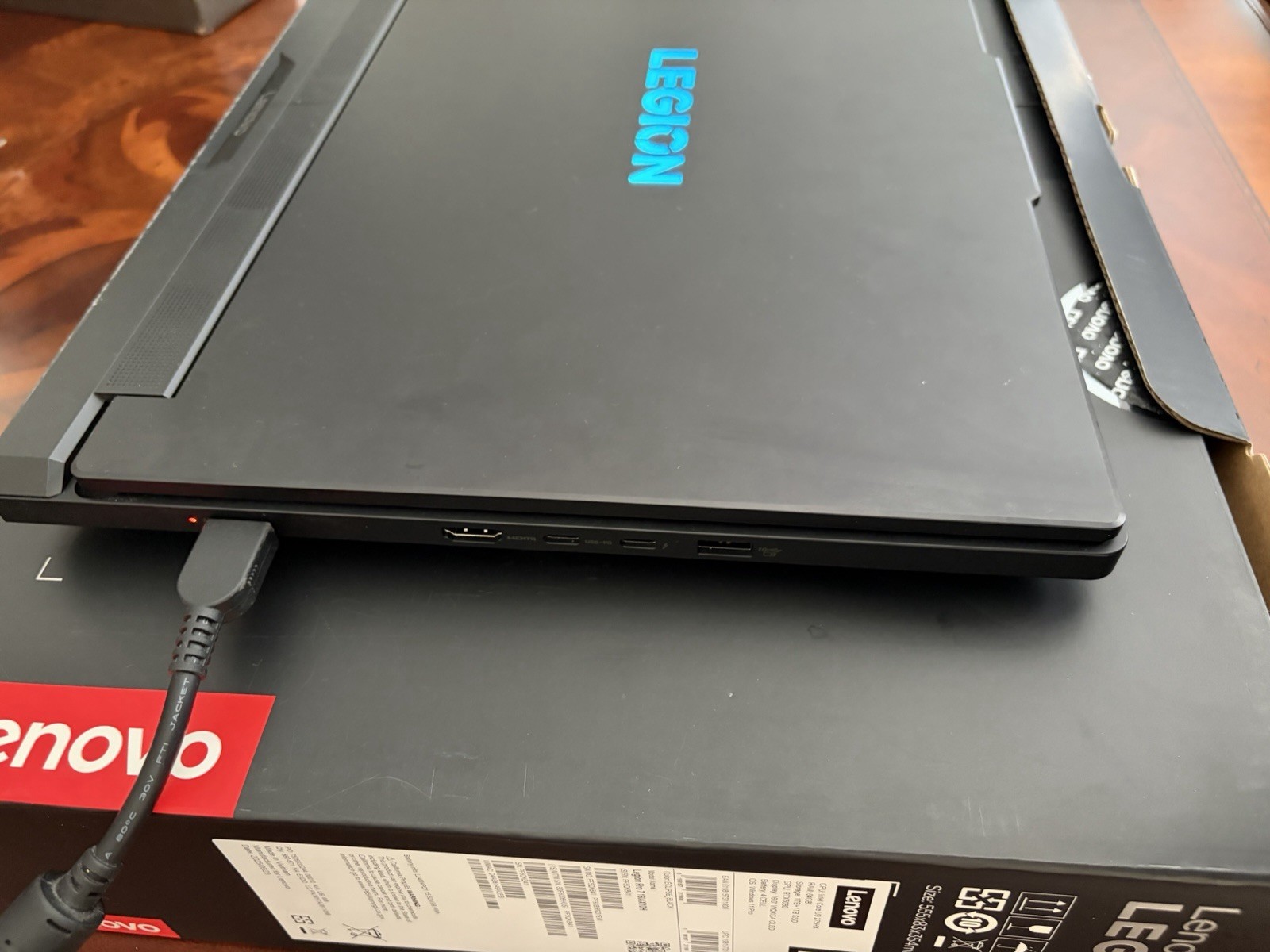 Lenovo Legion Pro 7 16IAX10H 16″ Ultra 9 275HX 64GB RAM 2TB RTX 5080 Warranty