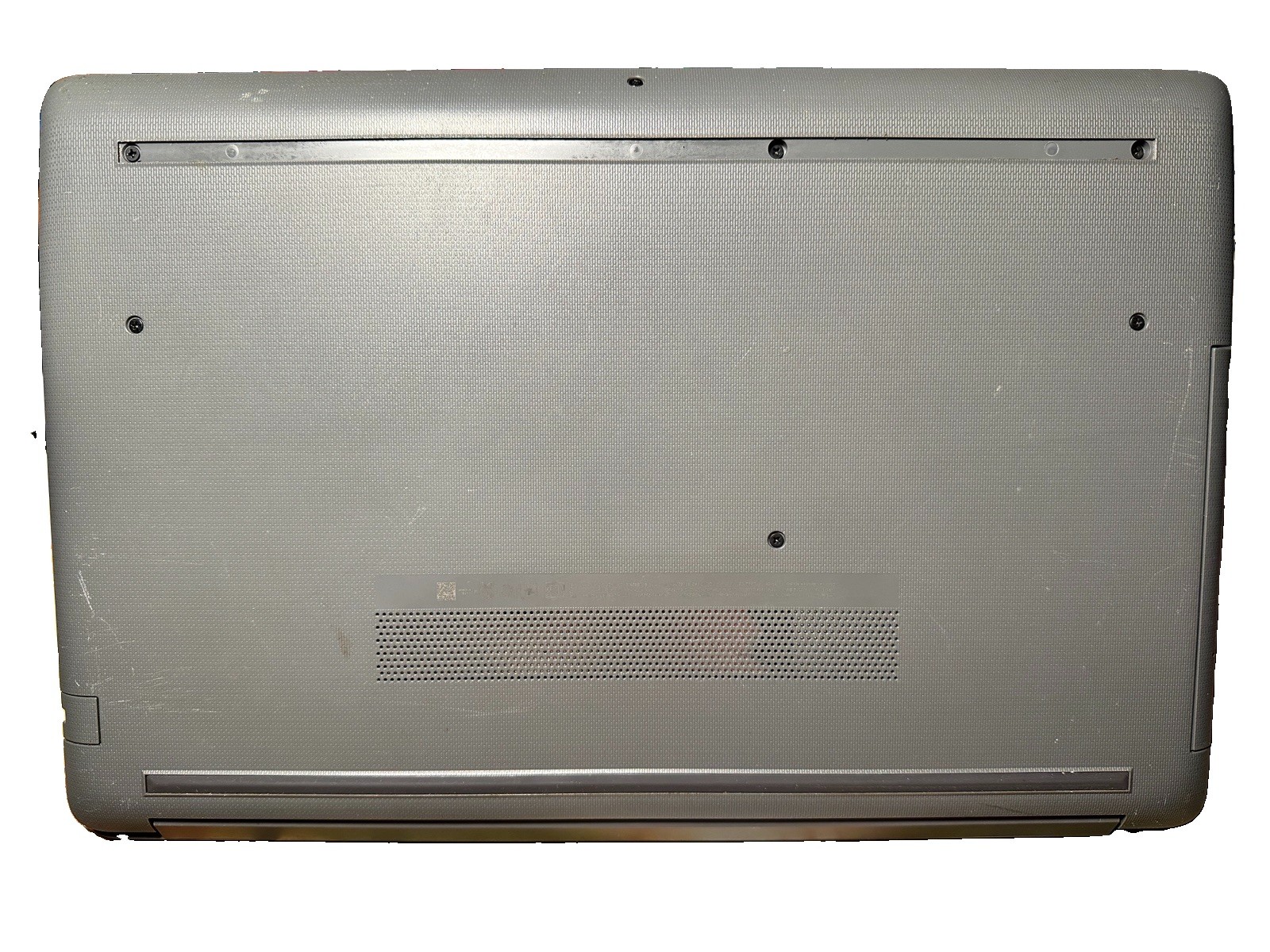 HP Notebook 15-DB0091NR 15.6″ 250GB AMD Radeon R2 1.50GHz Dual-Core with 4GB RAM