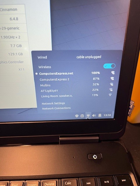 Dell Laptop Linux Mint Cinnamon 8GB Ram,Fast 240GB SSD, New Battery