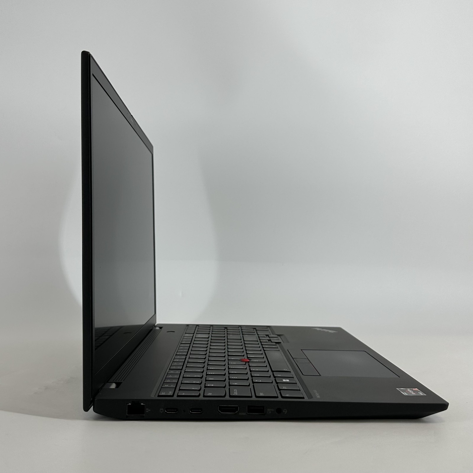 Lenovo ThinkPad T16 Gen 2 FHD+ TOUCH 3.3 GHz Ryzen 7 PRO 7840U 16GB 512GB SSD