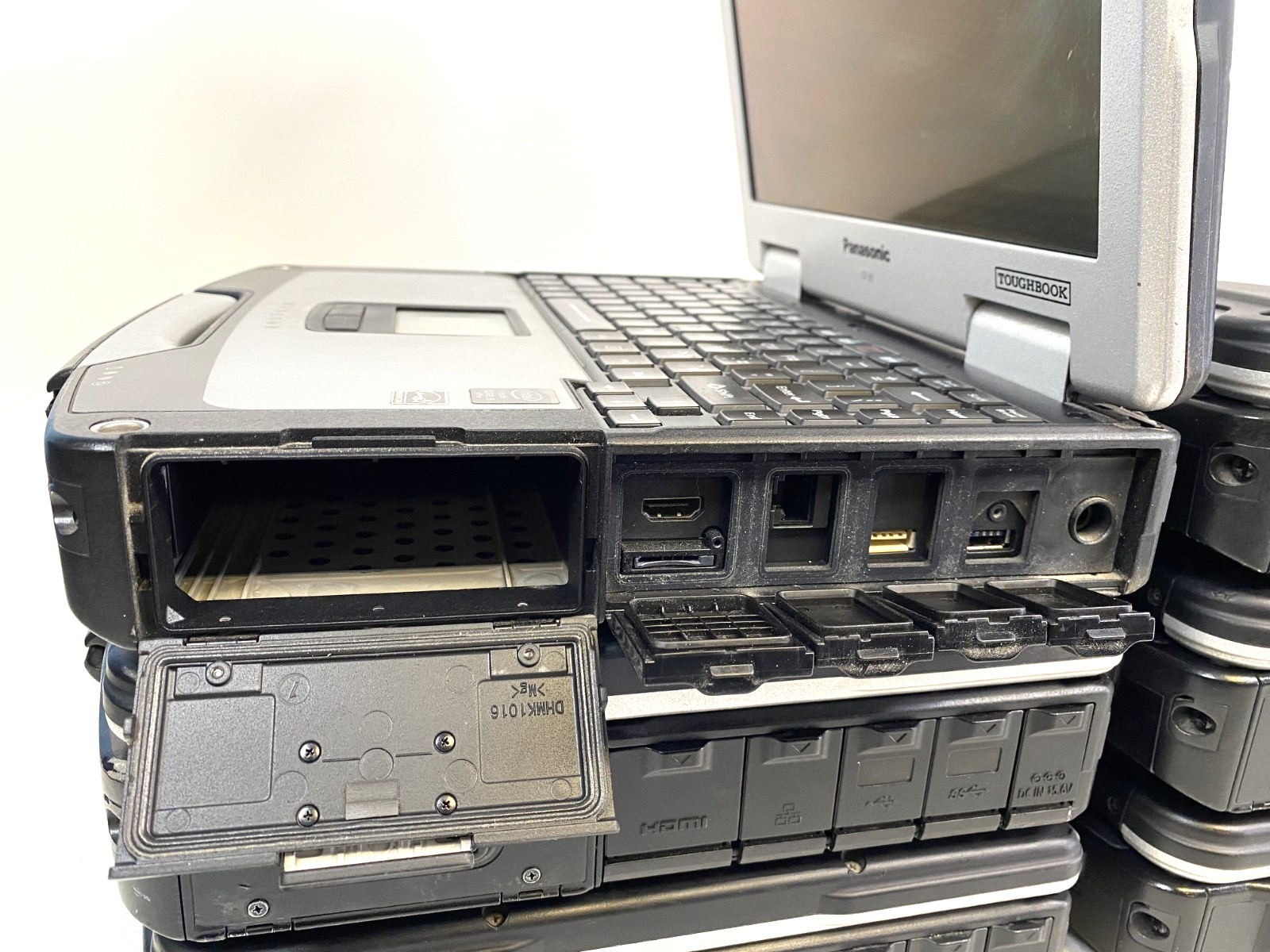 Panasonic Toughbook CF-31 Rugged i5-5300U 8GB RAM No HDD Lot of 6