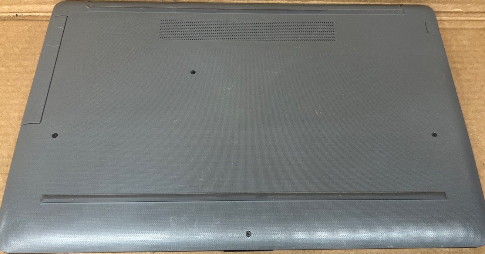 HP Pavilion 17 Notebook, Intel i3-8130 @2.20GHz, 4GB RAM, 500GB SSD, W11P *READ*