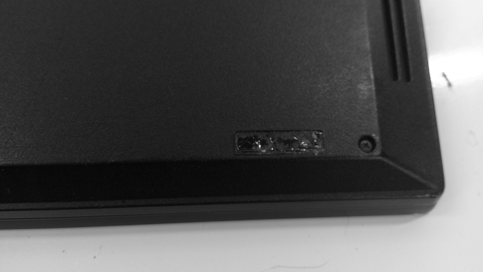 Lenovo ThinkPad E580 i5-7200U 12GB RAM No HDD No OS 15.6″ Laptop READ