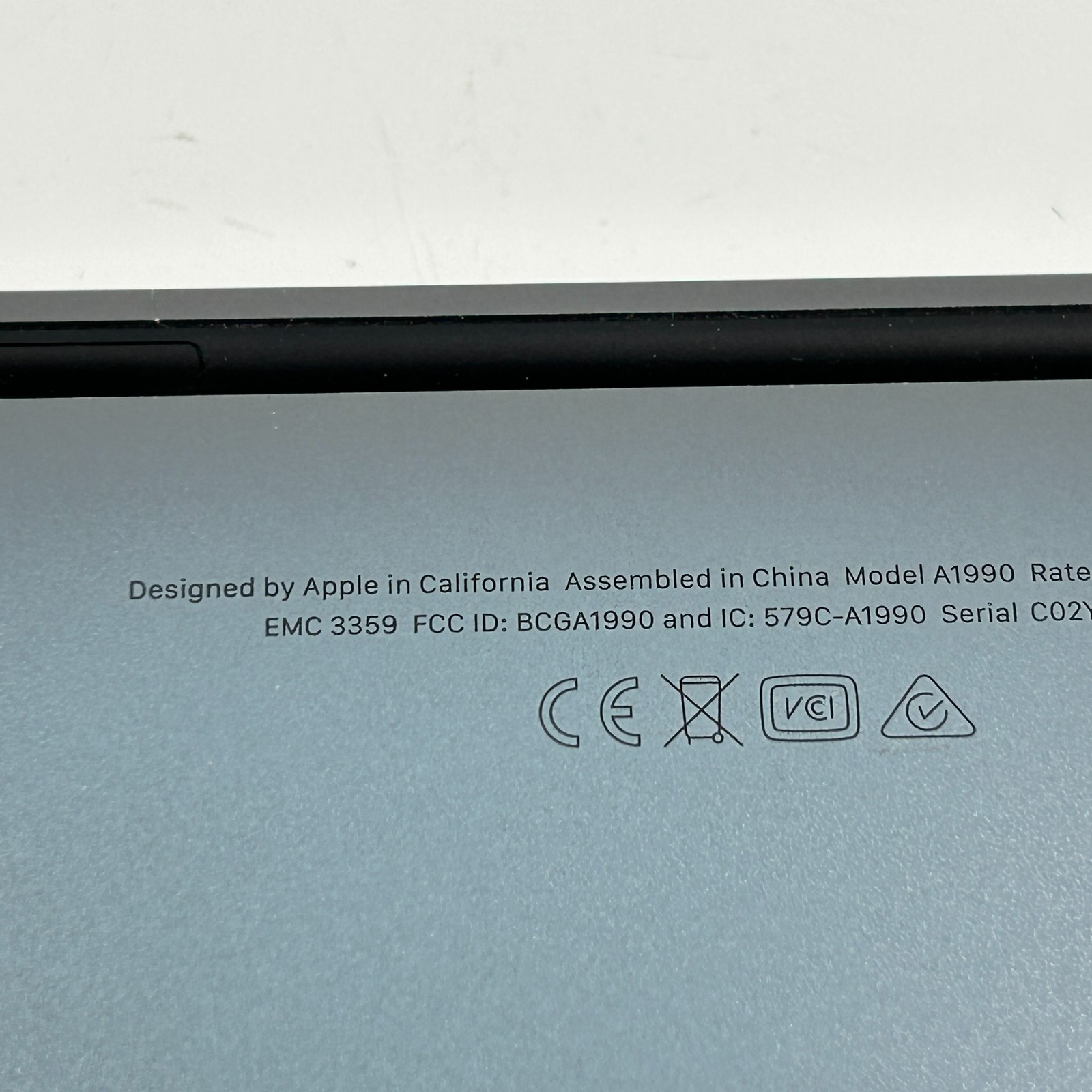 Apple MacBook Pro A1990 i7-9750H 2.6GHz 16GB RAM 256GB NVMe Sequoia 15.7.7 Used