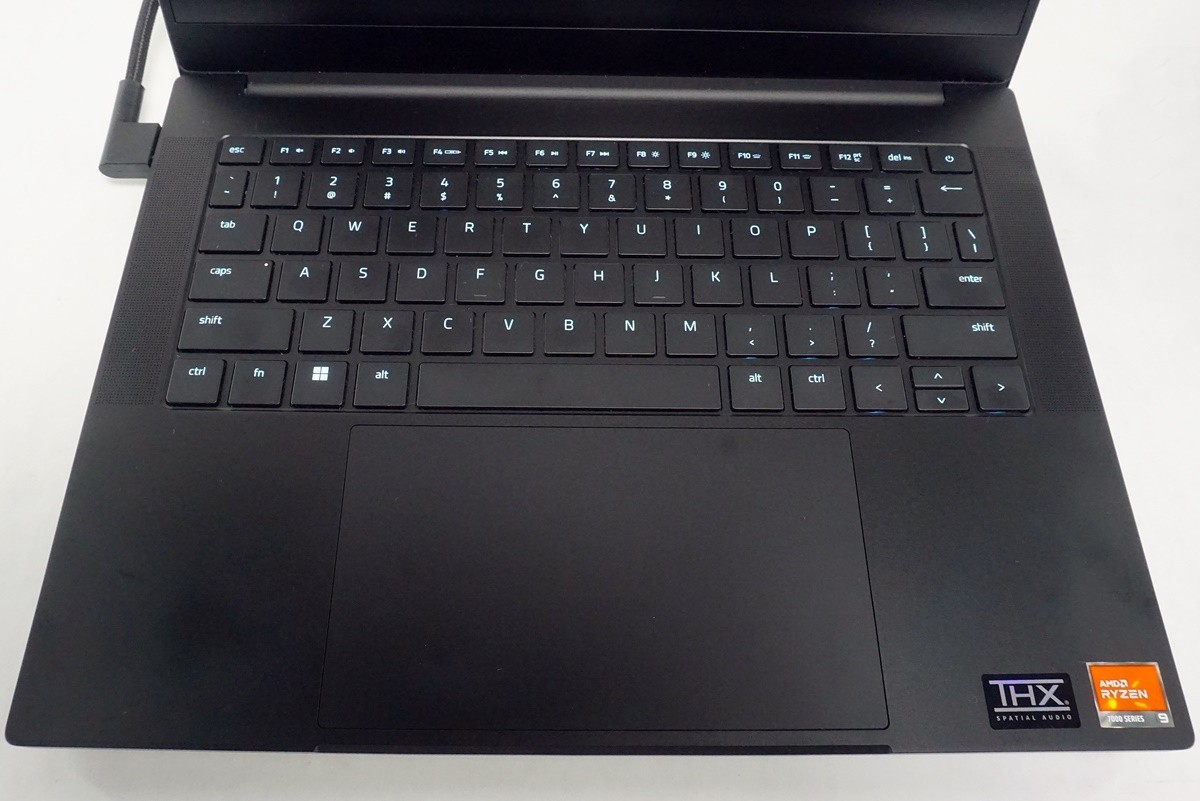 AS IS Razer Blade 14 240Hz AMD Ryzen 9 7940HS 16GB RAM 1TB SSD RTX 4060 READ!