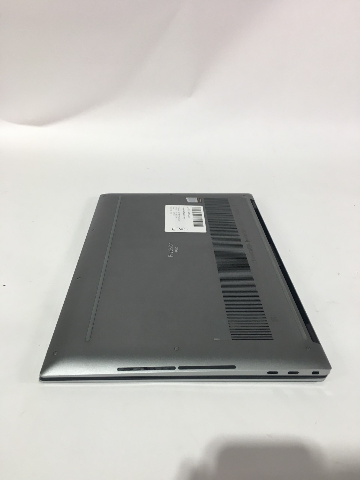 Dell Precision 5550 i7‑10875H 16GB 1TB SSD T1000 15.6″ FHD Non‑Touch Win11