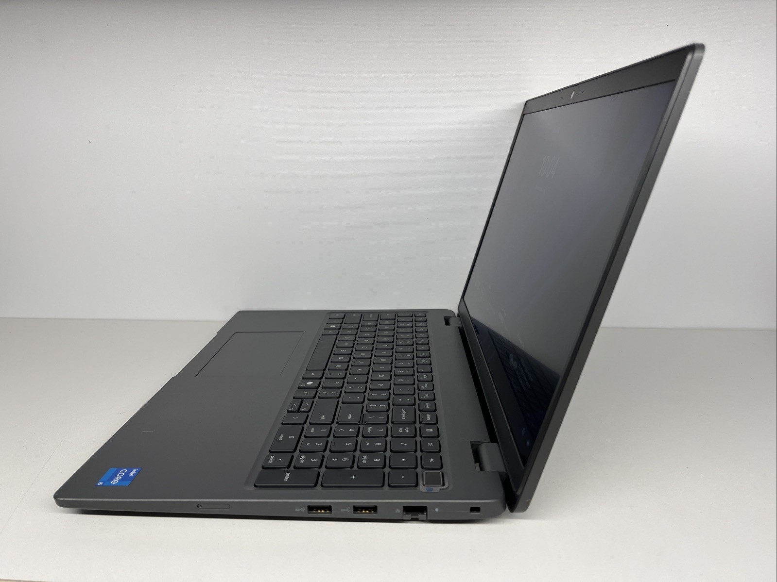 Dell Latitude 3550 15.6″ i5-1335u @1.3Ghz 8GB RAM DDR5 256GB Win11 Pro Power Ad