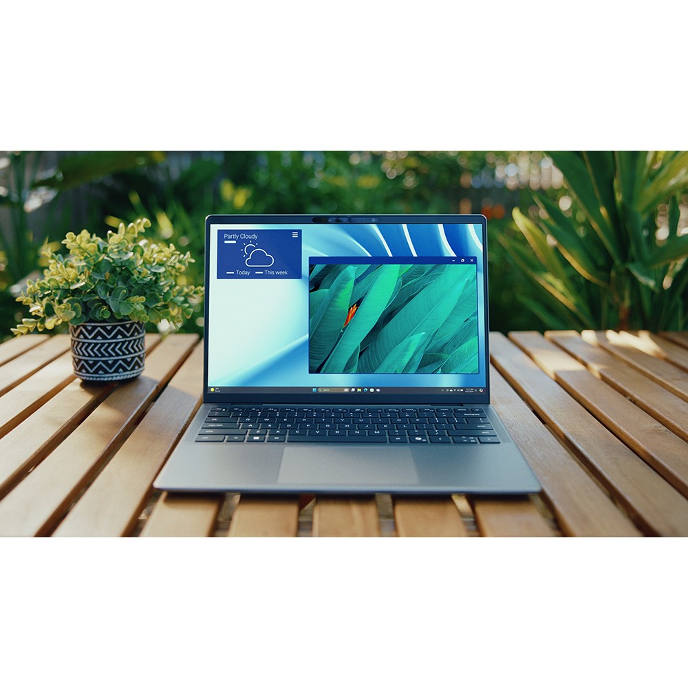 Dell Latitude 7455 14″ Snapdragon X Elite 16GB/512GB CoPilot+ Touch Notebook PC