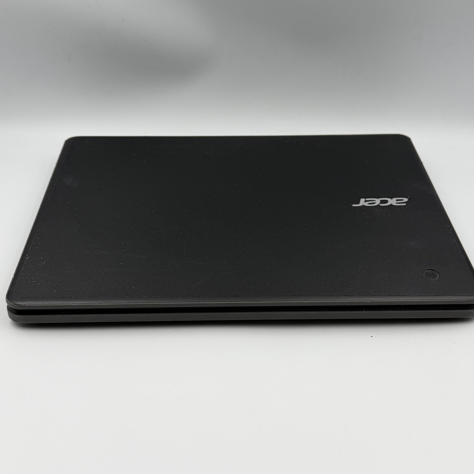 Acer Chromebook C871 WiFi 4GB RAM 32GB eMMC 1.6″ Chrome OS – No Power Adapter