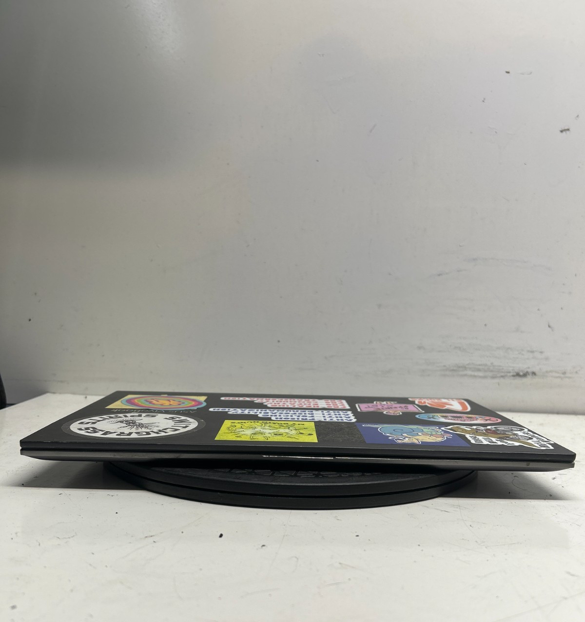 Asus Vivobook S533F Intel i5-10210U 1.60GHz 8GB 512GB SSD NO OS NO BAT