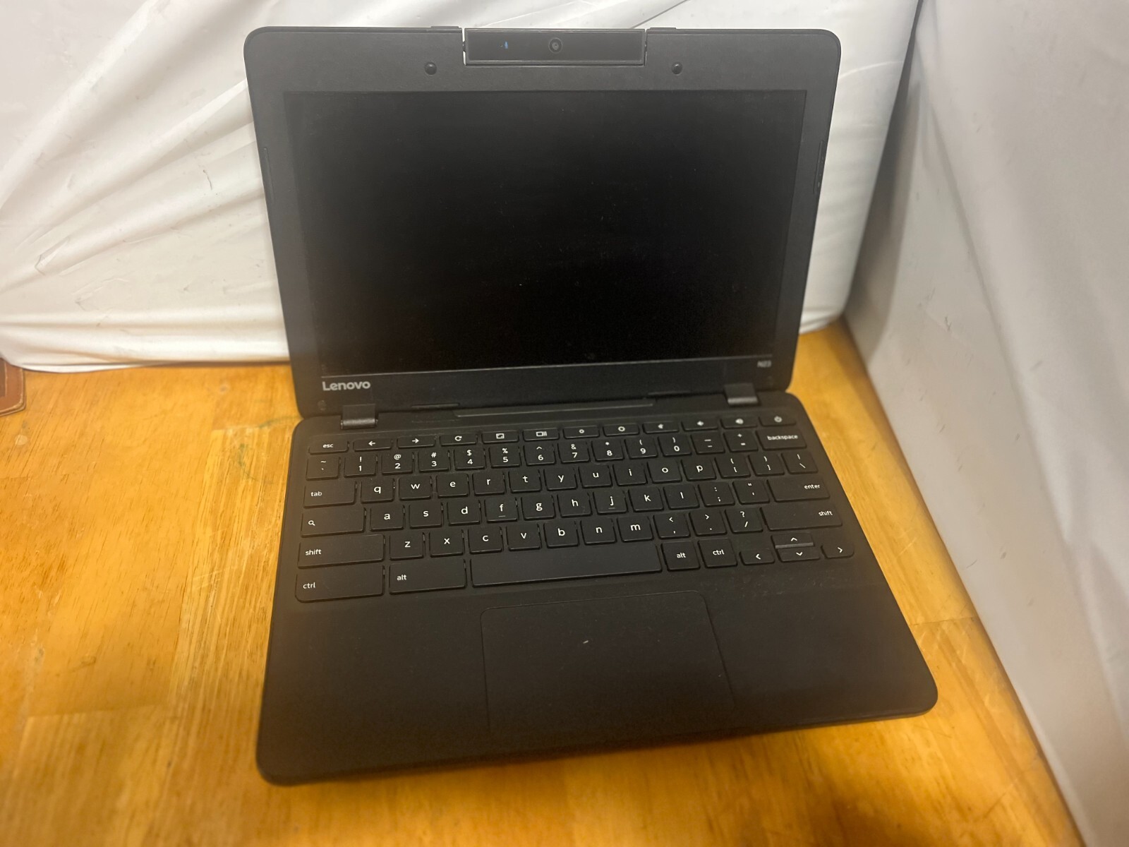 Lenovo N23 Chromebook 11.6″ (16GB eMMC, Intel Celeron N3060, 4GB RAM) Laptop…