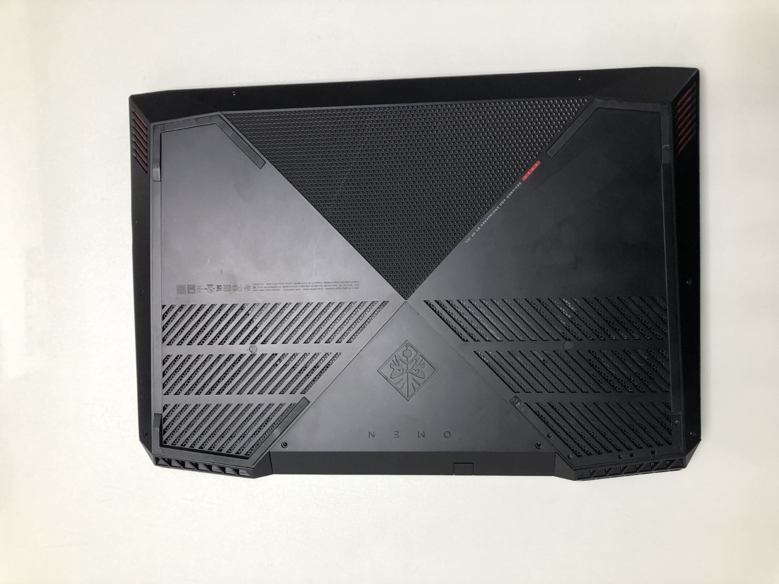 HP OMEN 15 Gaming Laptop 15.6” FHD i5-8300H 16GB RAM 512GB SSD GTX 1050 Ti