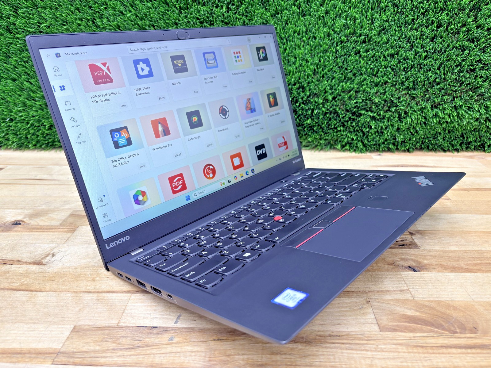 Lenovo ThinkPad x1 Carbon Gen 5 i7-6th Gen 2.60GHz 16GB RAM 256GB SSD Win 11 P*