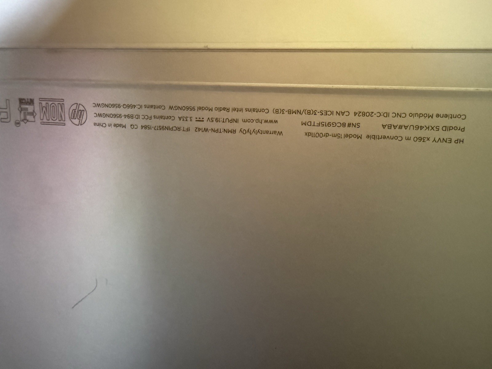 HP Envy x360 15.6” i5-8265U 8GB 256GB SSD Win11 READ DESCRIPTION
