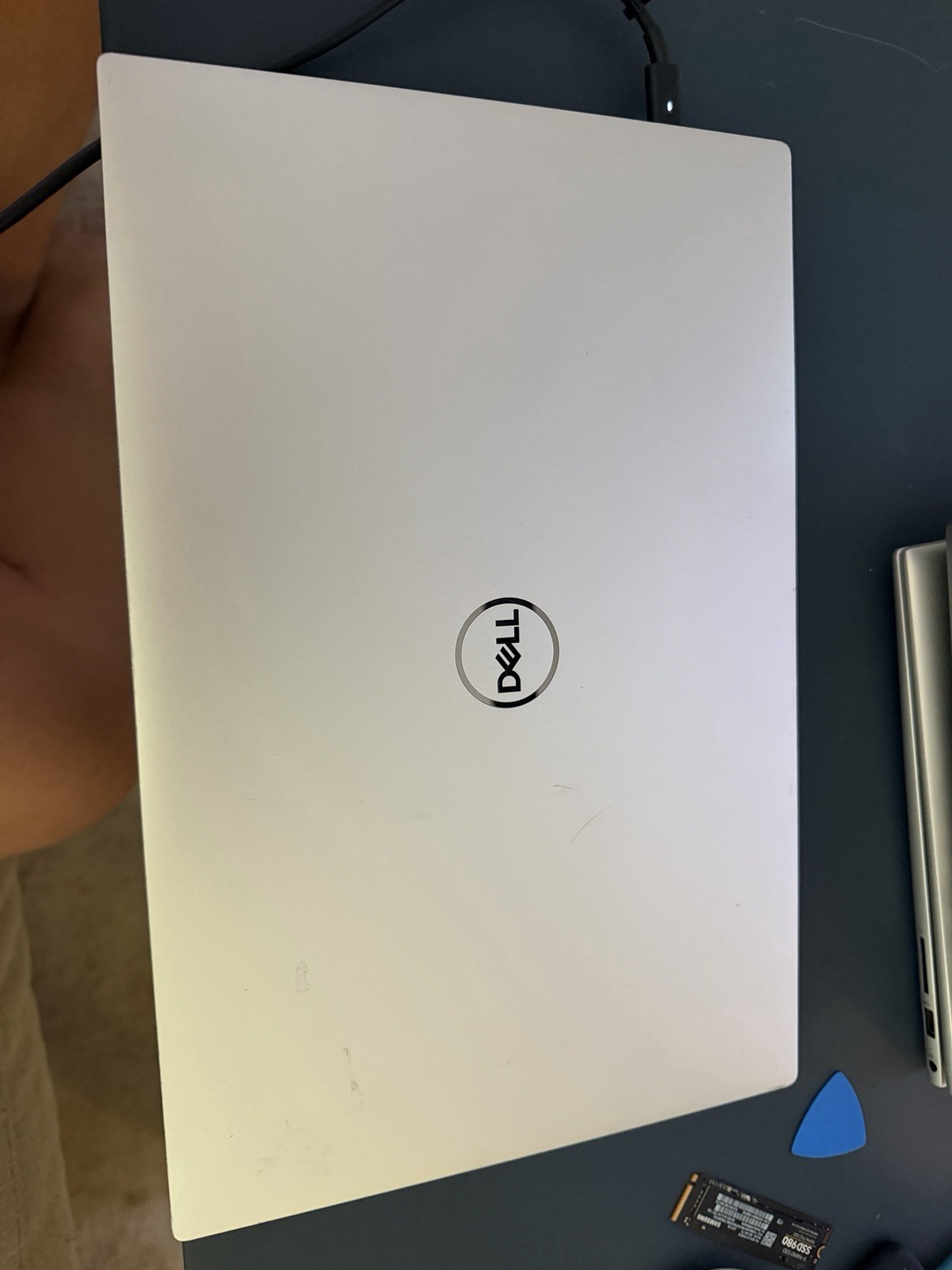 Dell XPS 15 9530 I7-13620H, 32GB RAM, 1TB SSD, 15.6″ FHD+ Display