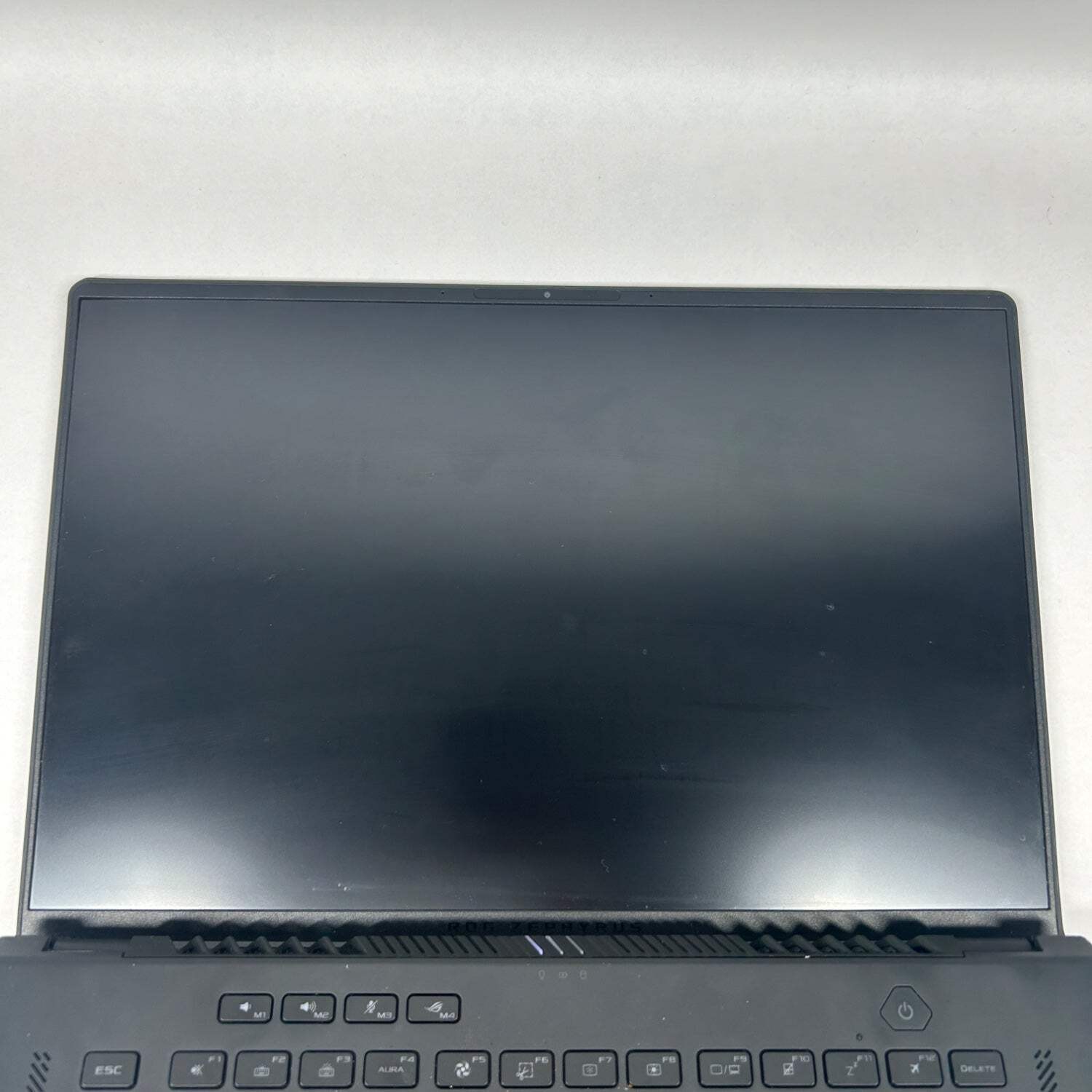 Asus Zephyrus GU603Z 16″ i7-12700H 2.3GHz 16GB RAM 500GB SSD GeForce RTX 3060