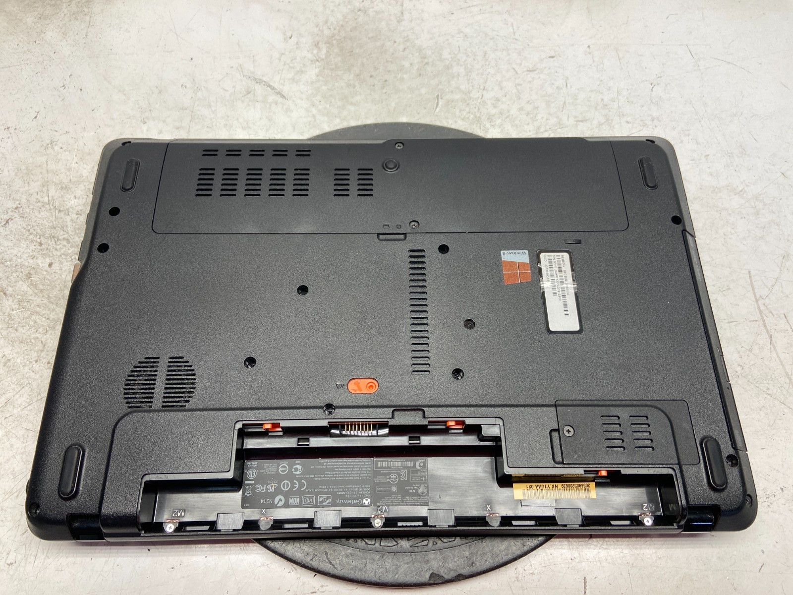 Gateway N214 Intel Pentium B960 2.2GHz 4 GB NO HDD