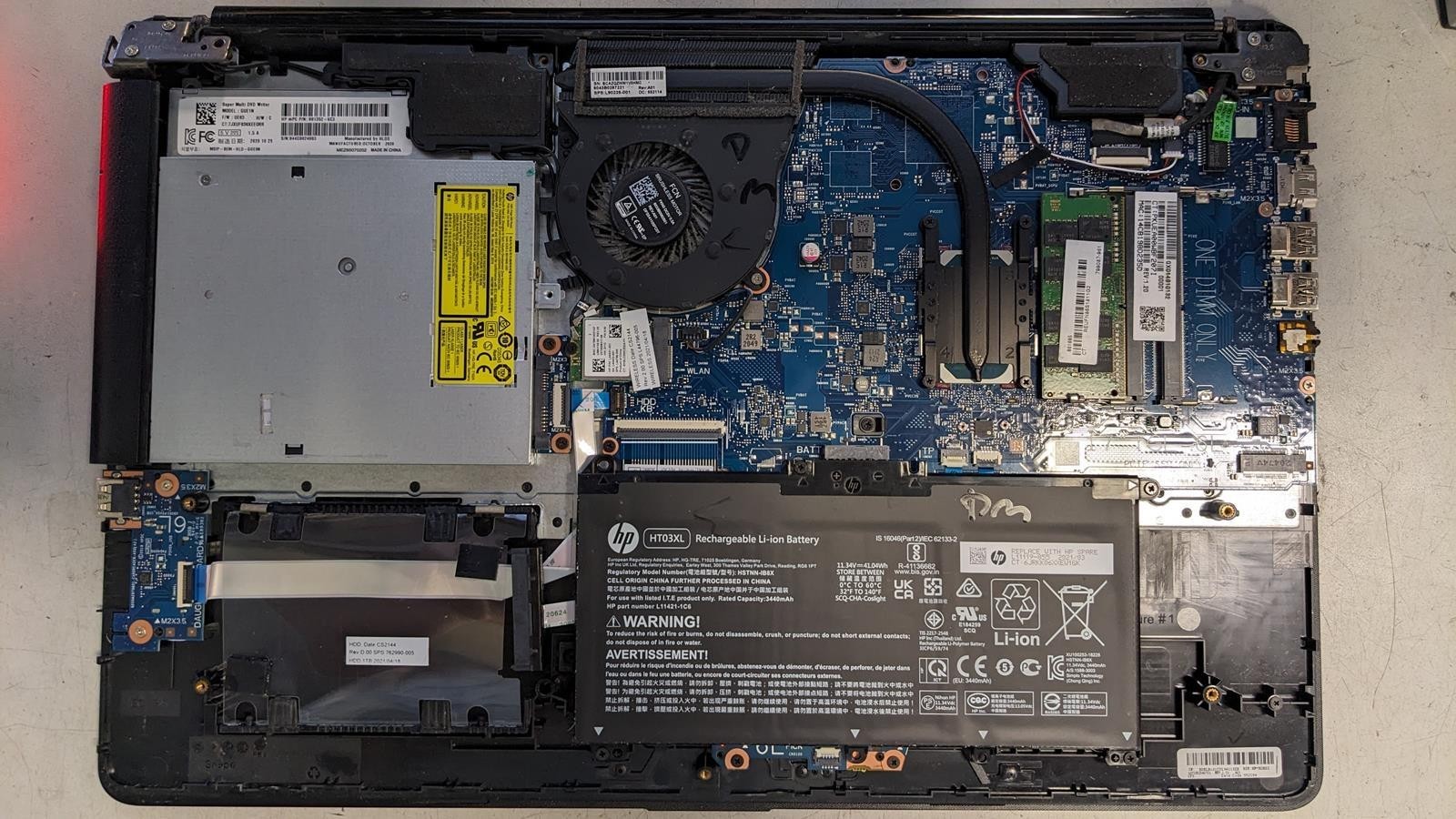 HP 17T-BY400 i7-1165G7 @ 2.80GHz, 8GB RAM, NO HDD/OS