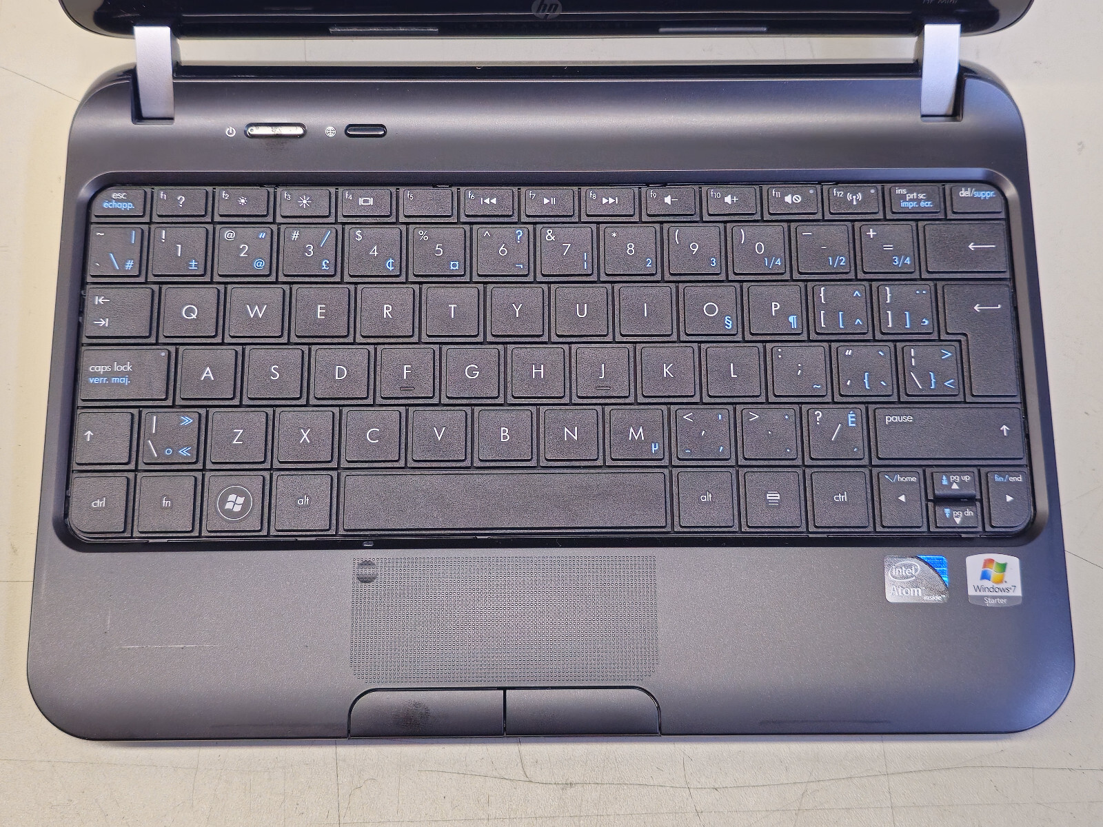 HP Mini 110-3830CA 10.1″ Atom N455 + 2GB + 120GB SSD Windows 7 Starter TESTED