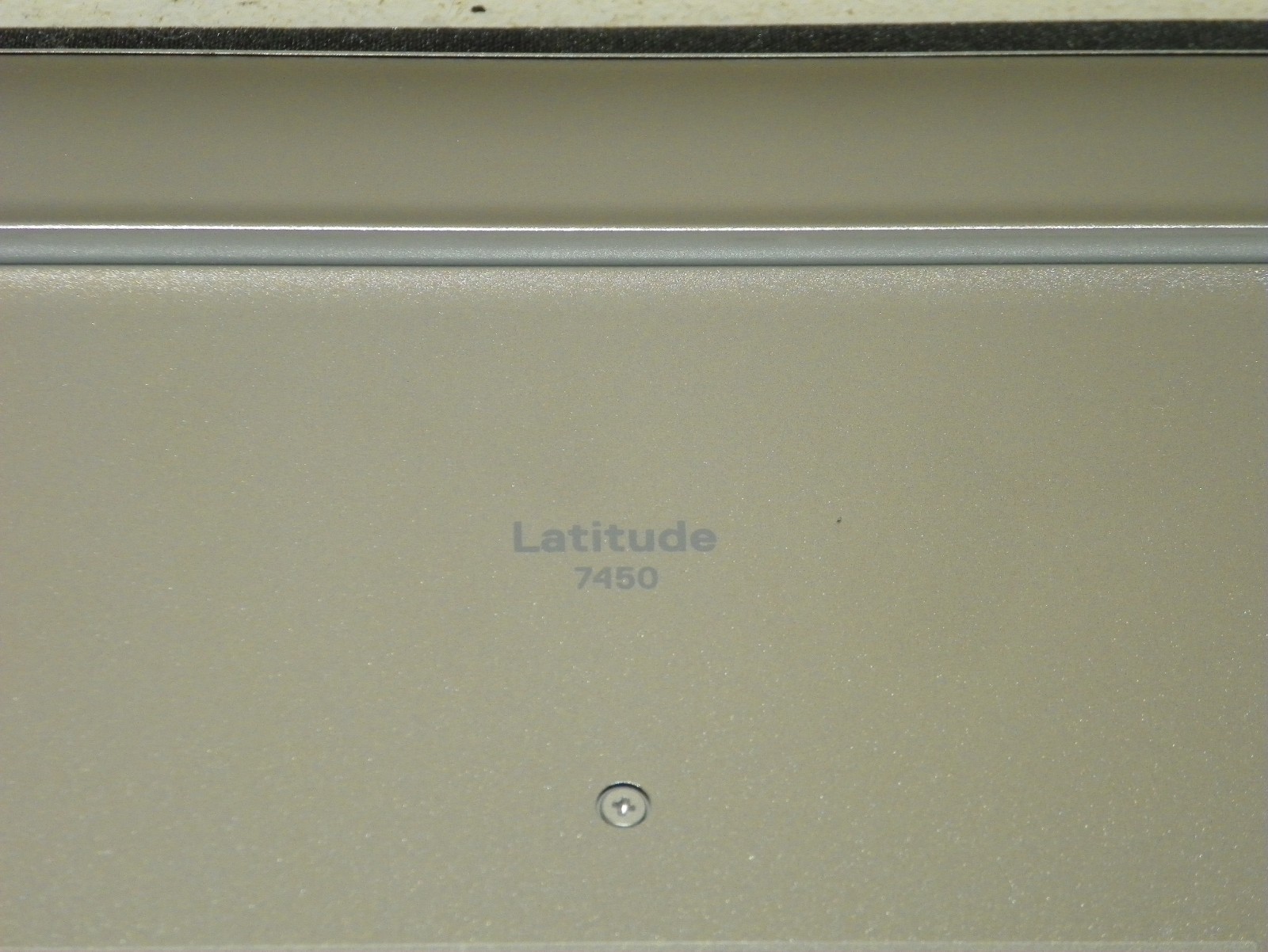 Dell Latitude 7450 14 Inch Windows 11 Pro Touch – Ultra 7/16GB/Backlit KB/TB4 J