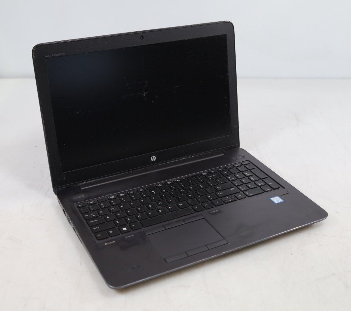 HP ZBook 15 G4 15.6″ Intel i5-7440HQ 8GB DDR4 No HDD Parts Repair